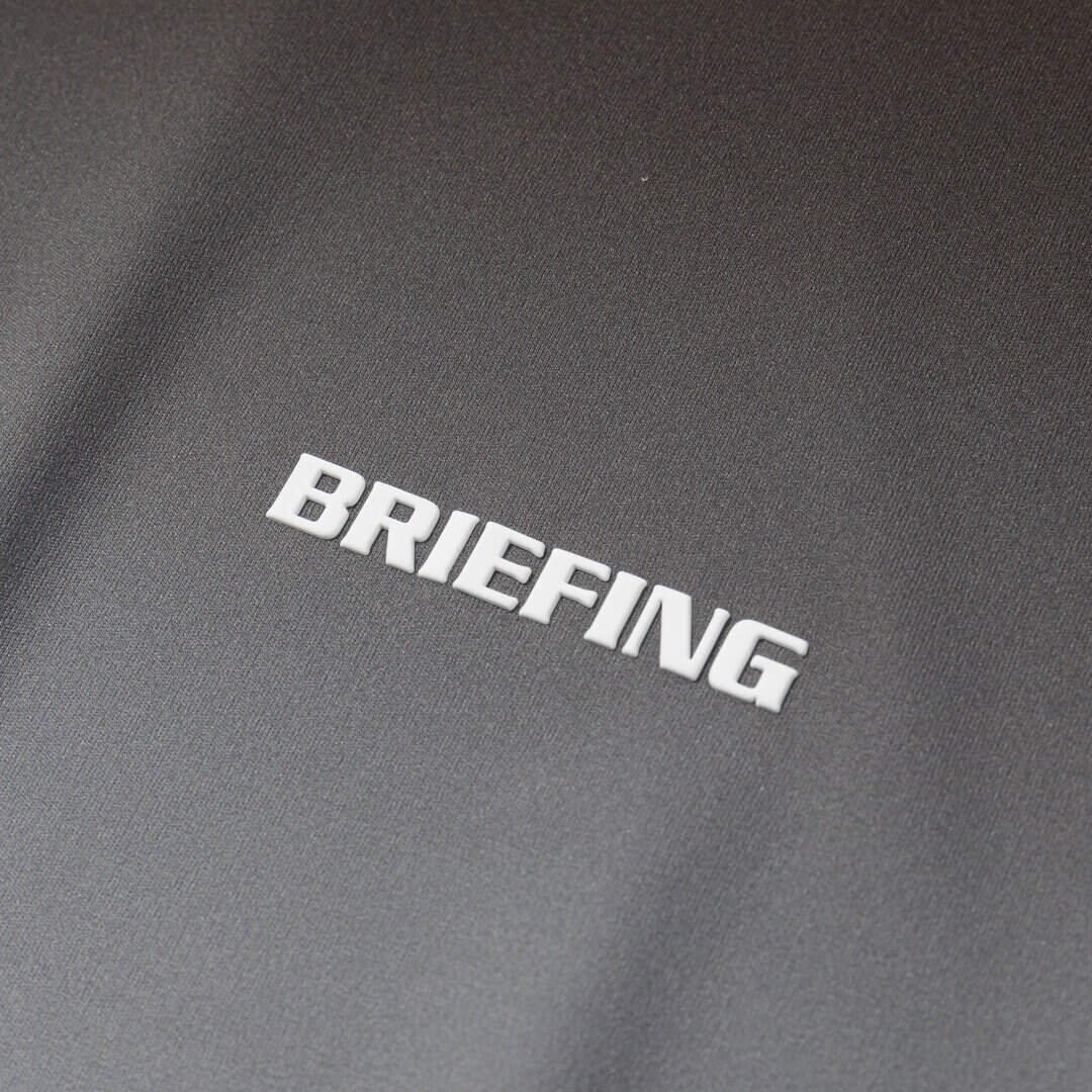 BRIEFING MENS GRADATION HIGHNECK BLACK 胸元ロゴ