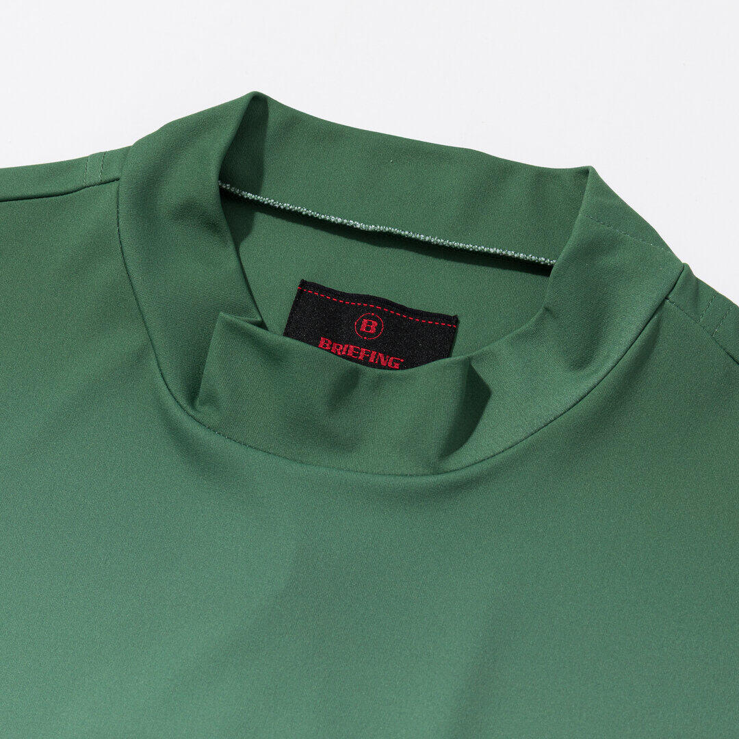 BRIEFING MENS GRADATION HIGHNECK GREEN 襟元ディテール